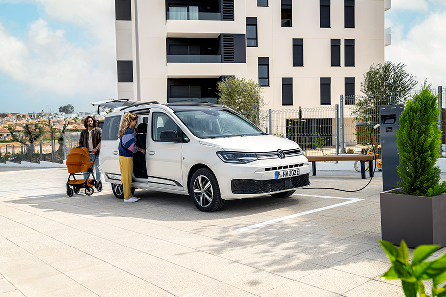 VW Caddy eHybrid im Autohaus Borgmann